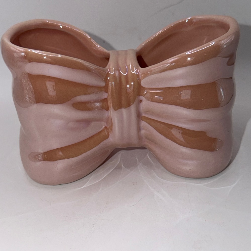 Iridescent Pink Ceramic Bow Coquette Balletcore Grandmacore Barbiecore Princess